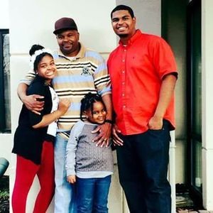 Meet your Posher, Troy